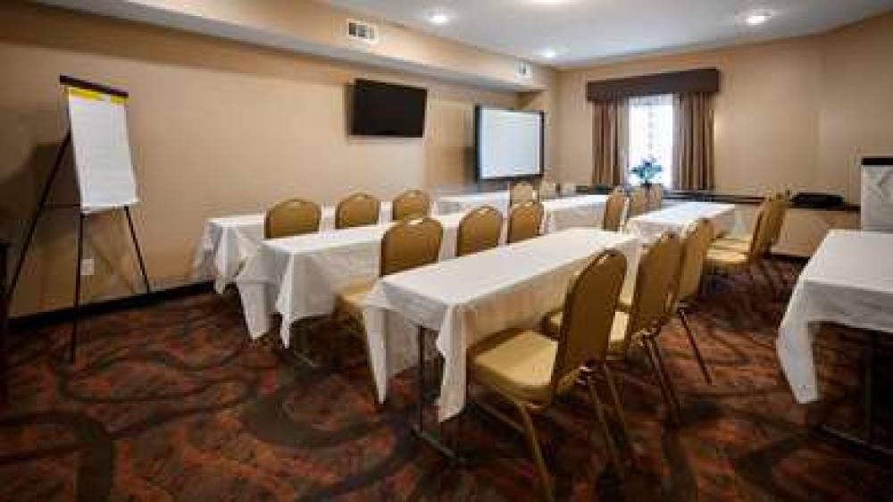 Best Western Plus Crawfordsville Hotel 10