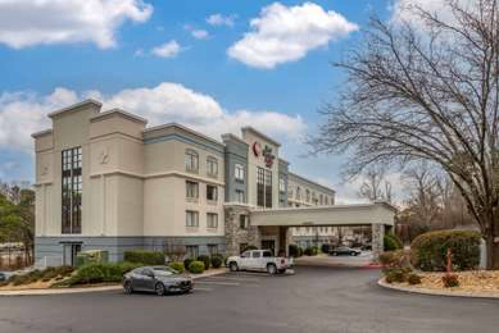 Best Western Plus Dalton Inn 4