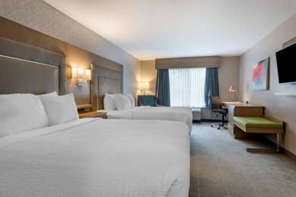 Best Western Plus Dartmouth Hotel & Suites 3