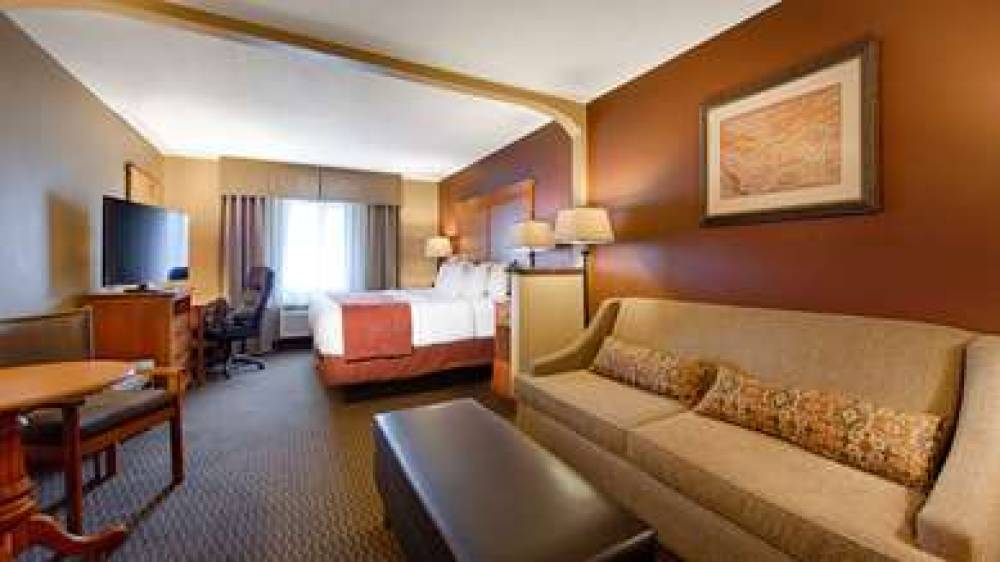 Best Western Plus Deer Park Hotel And Suites 8