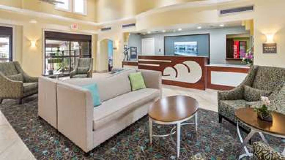 Best Western Plus Deerfield Beach Hotel & Suites 9