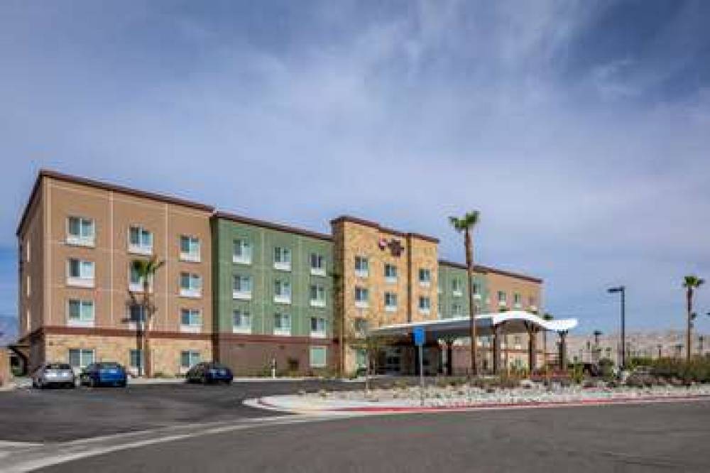 Best Western Plus Desert View Inn & Suites