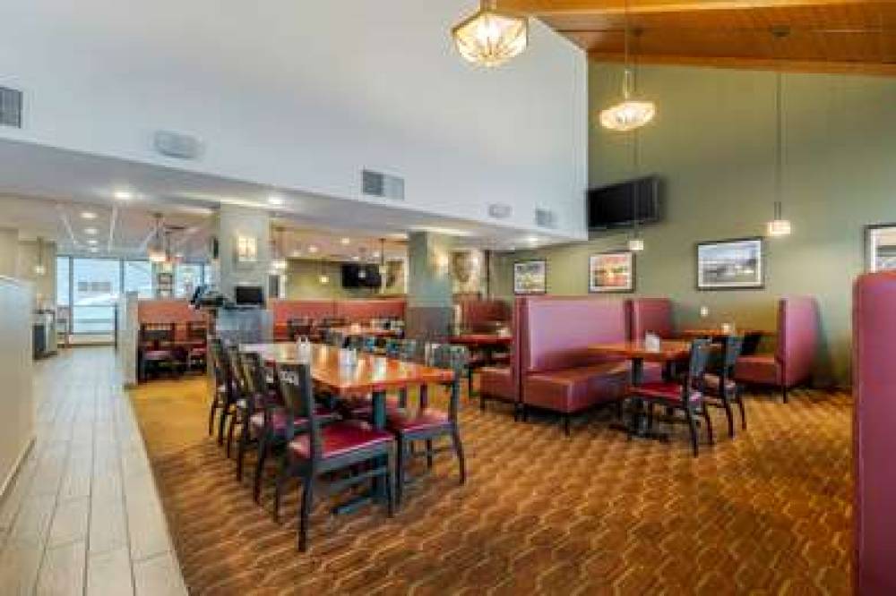 Best Western Plus Dryden Hotel & Conference Centre 7