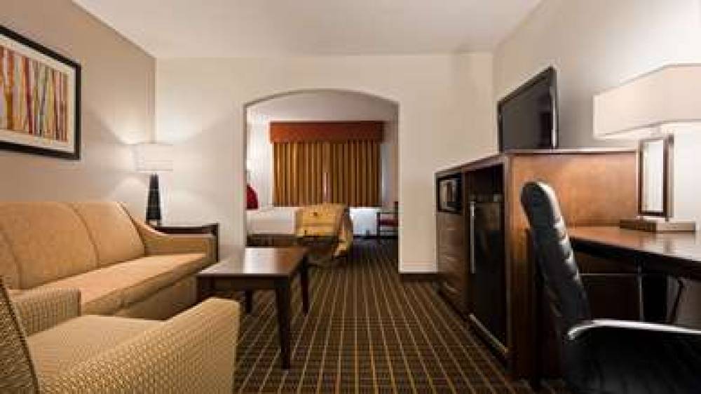 Best Western Plus Eagleridge Inn & Suites 5