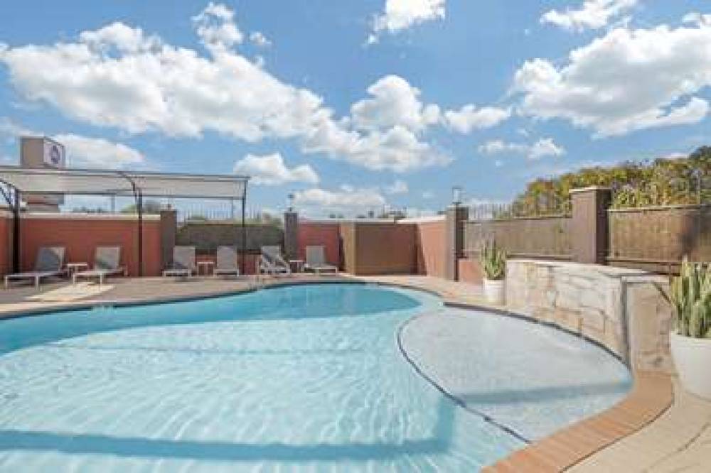 Best Western Plus Edinburg Inn & Suites 3