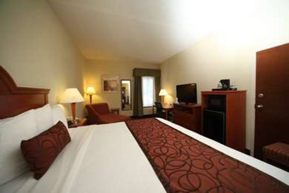 Best Western Plus Edison Inn 4