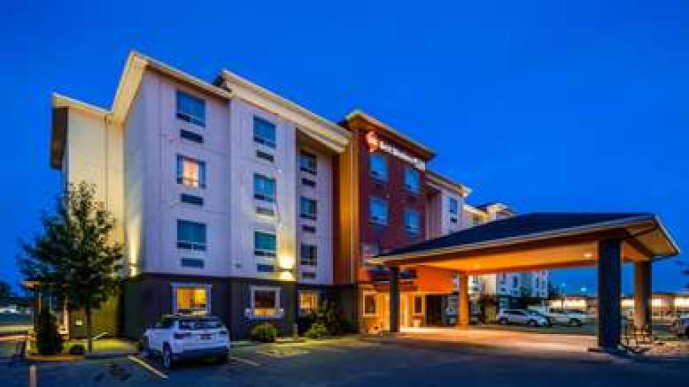 Best Western Plus Estevan Inn & Suites