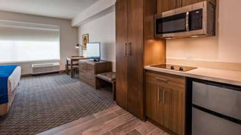 Best Western Plus Executive Residency Austin 7