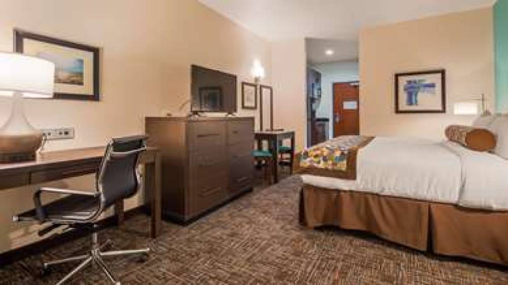 Best Western Plus Executive Residency Elk City 8