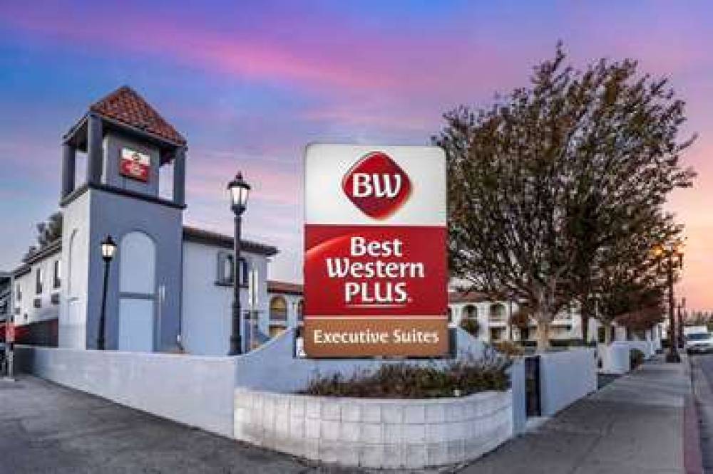 Best Western Plus Executive Suites 1