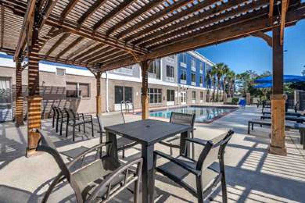 Best Western Plus Flagler Beach Area Inn & Suites 4