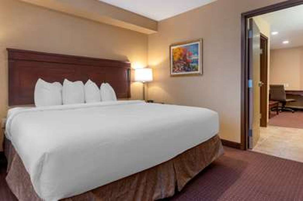 Best Western Plus Fredericton Hotel & Suites 3