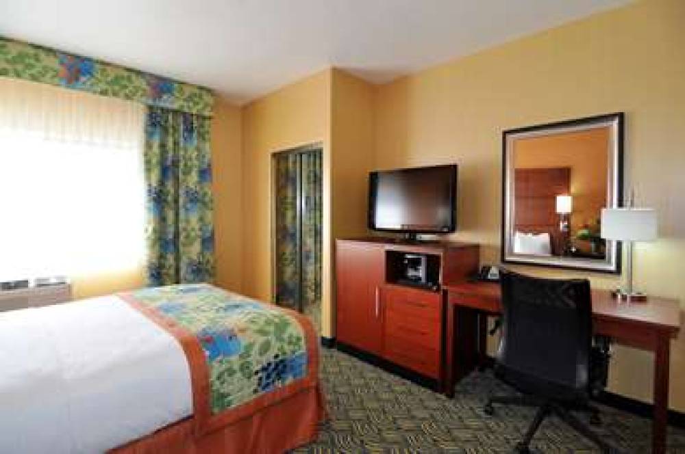 Best Western Plus Fresno Inn 5