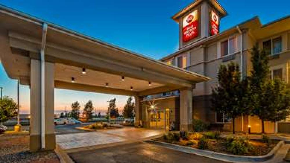 Best Western Plus Frontier Inn 1