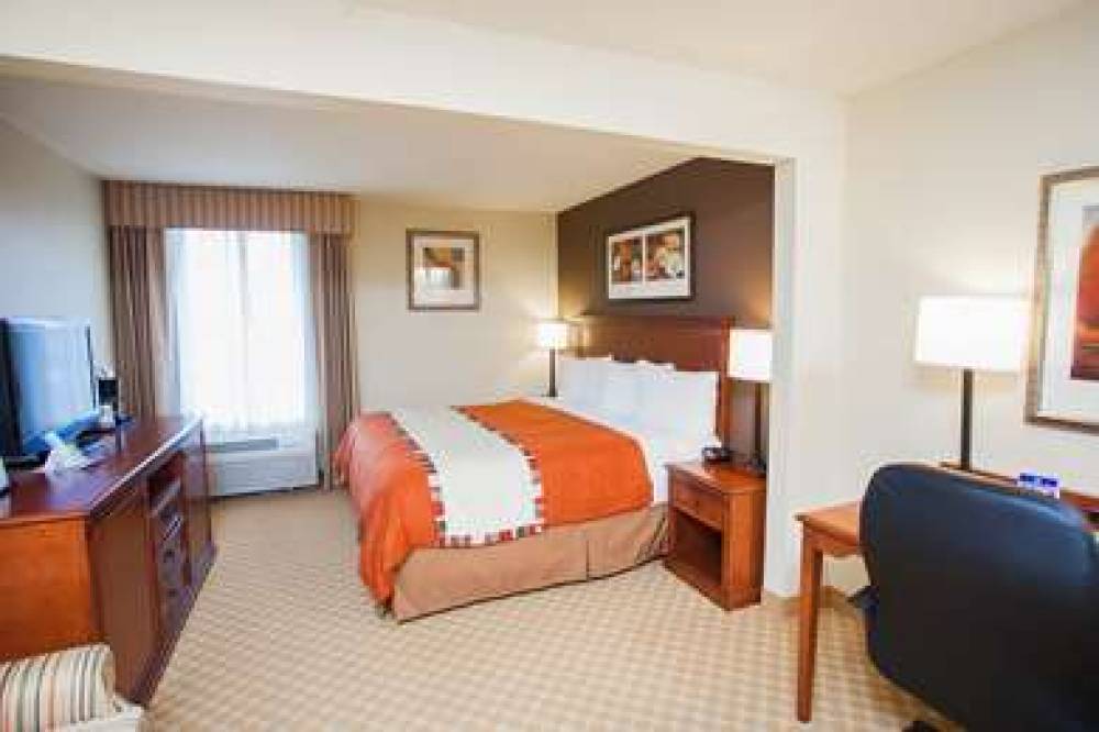 Best Western Plus Georgetown Inn & Suites 8