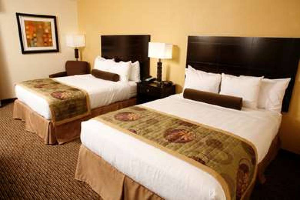 Best Western Plus Goldsboro 4