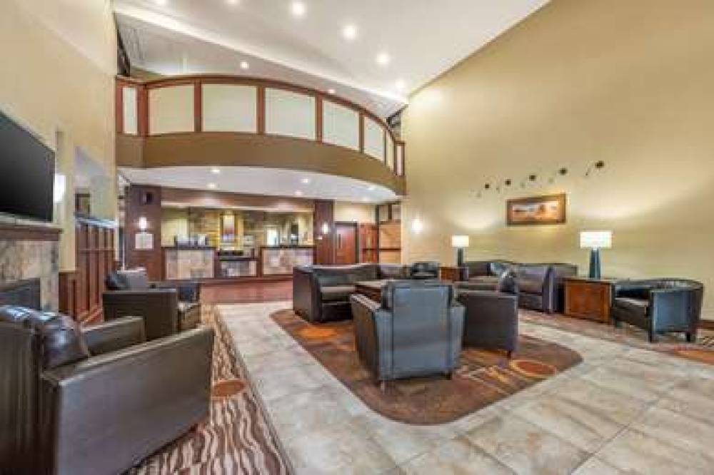 Best Western Plus Grand Island Inn & Suites 2