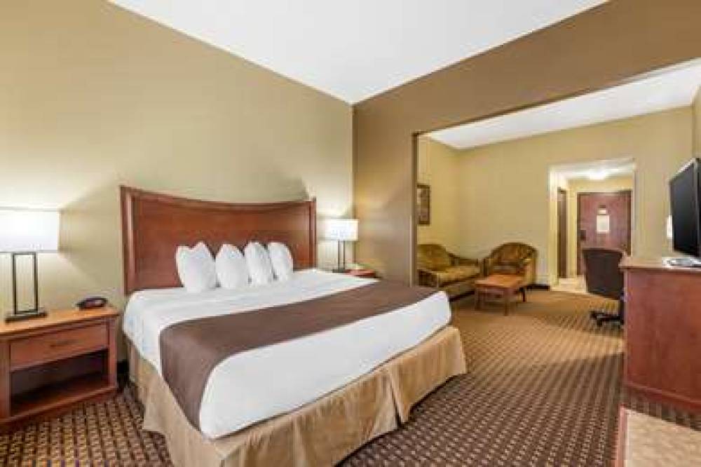 Best Western Plus Grand Island Inn & Suites 4