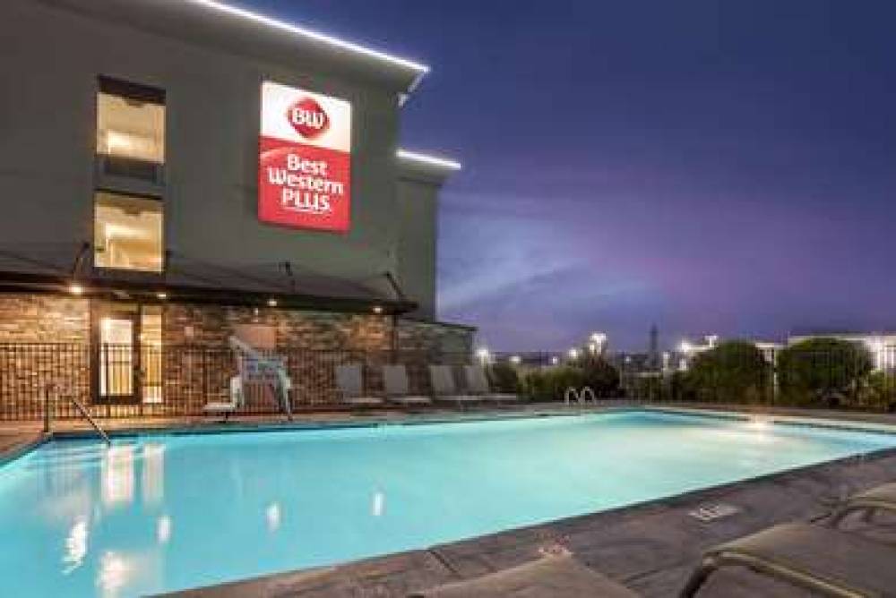 Best Western Plus Greenville I-385 Inn & Suites 2