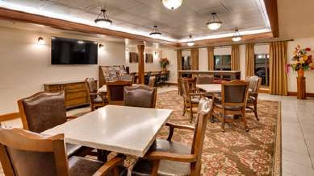 Best Western Plus Greenwell Inn 4