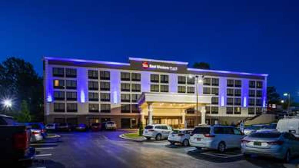 Best Western Plus Hanes Mall Hotel 8