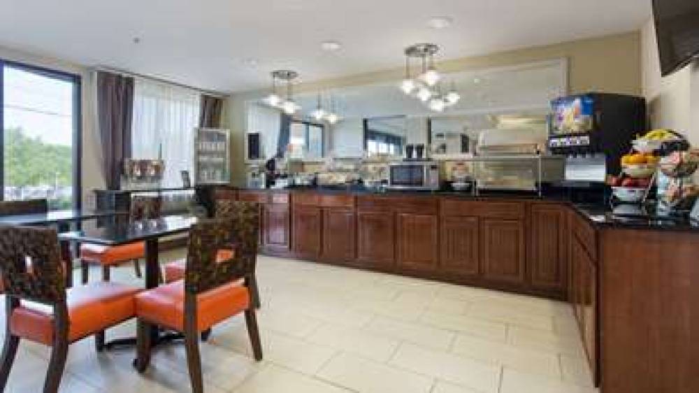 Best Western Plus Huntersville Inn & Suites Near Lake Norman 9