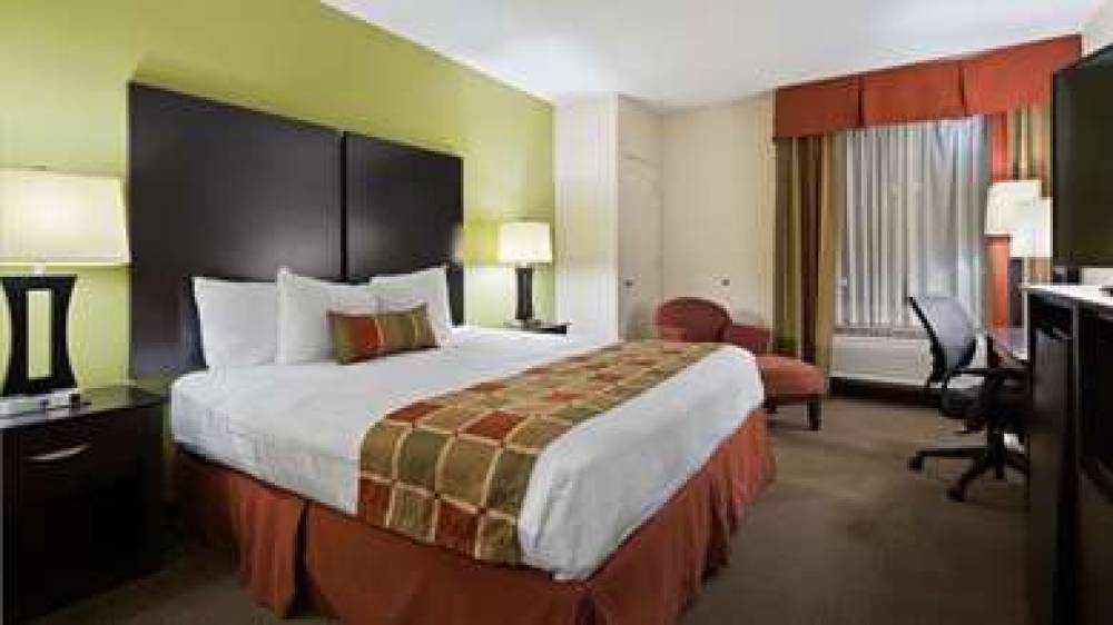 Best Western Plus Huntersville Inn & Suites Near Lake Norman 5