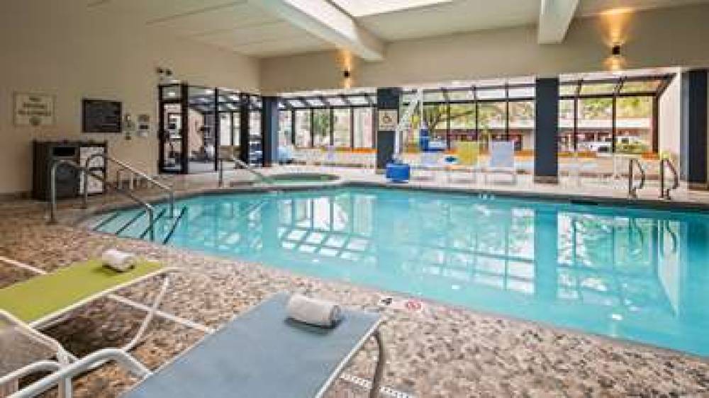 Best Western Plus InnTowner Madison 7