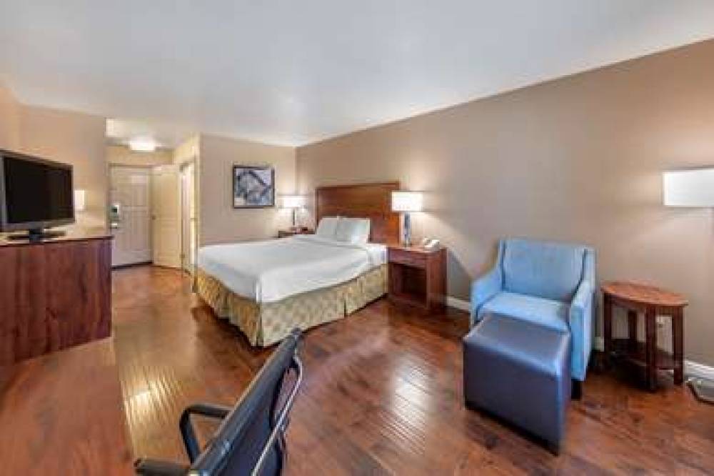 Best Western Plus John Jay Inn & Suites 9