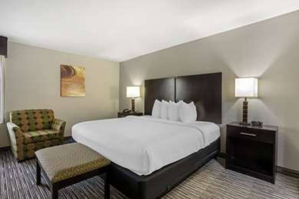 Best Western Plus Jonesboro Inn & Suites 5