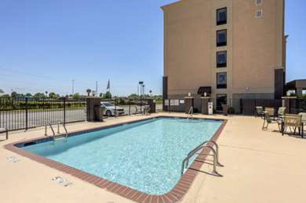 Best Western Plus Jonesboro Inn & Suites 6