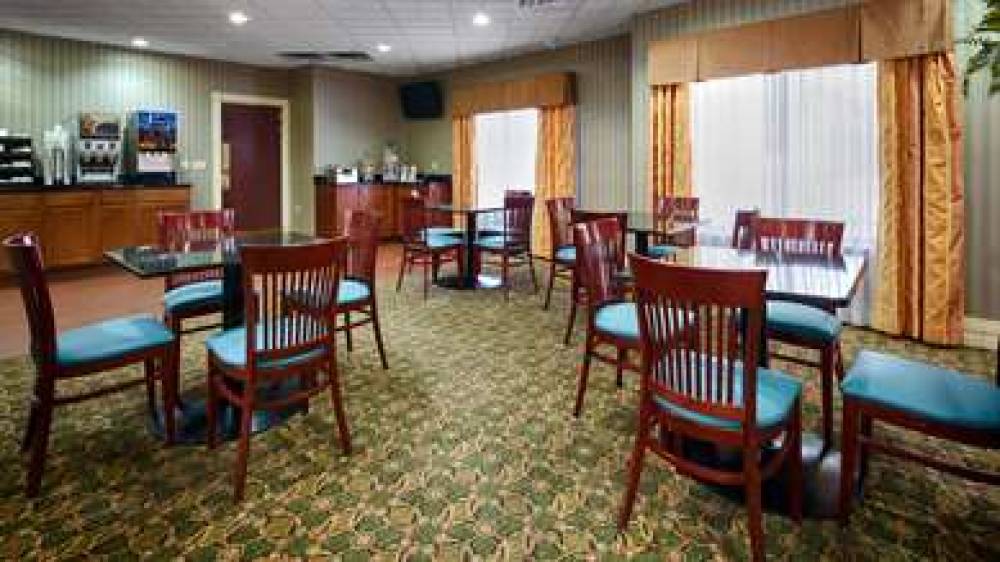 Best Western Plus Kalamazoo Suites 7