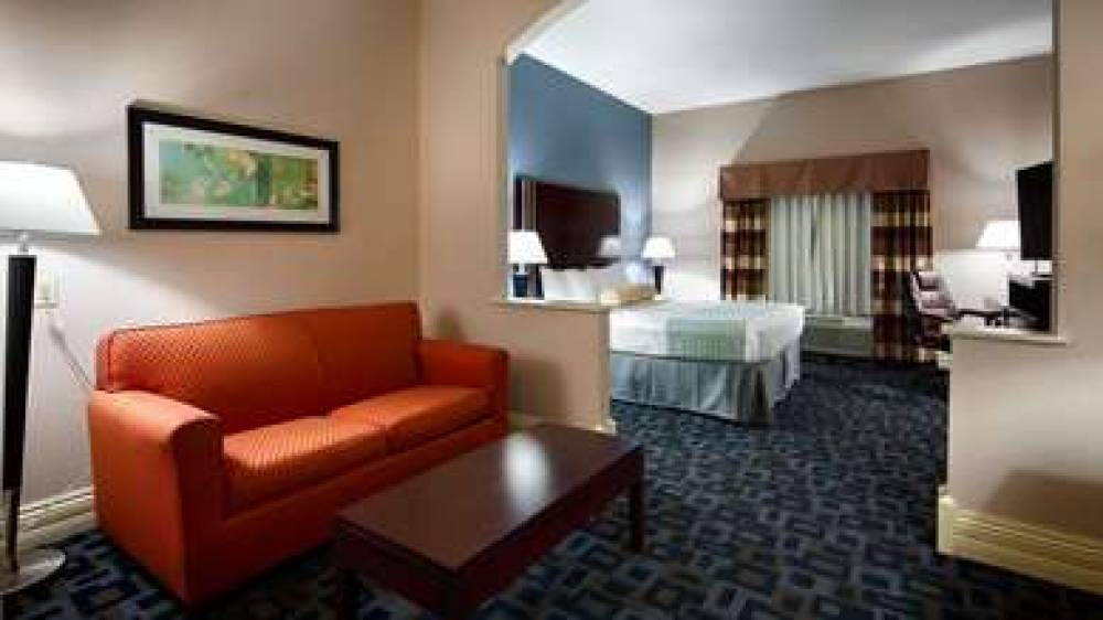 Best Western Plus Kalamazoo Suites 9