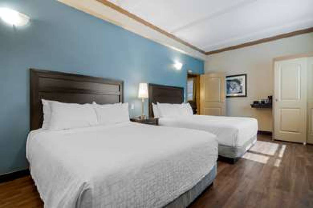 Best Western Plus Kamloops Hotel 1