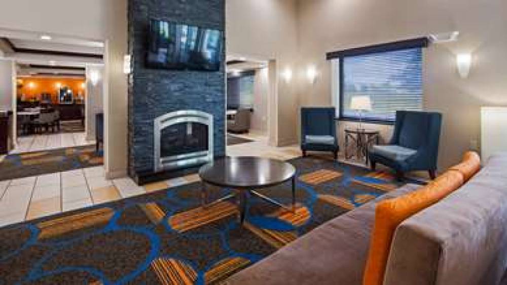 Best Western Plus Keene Hotel 4