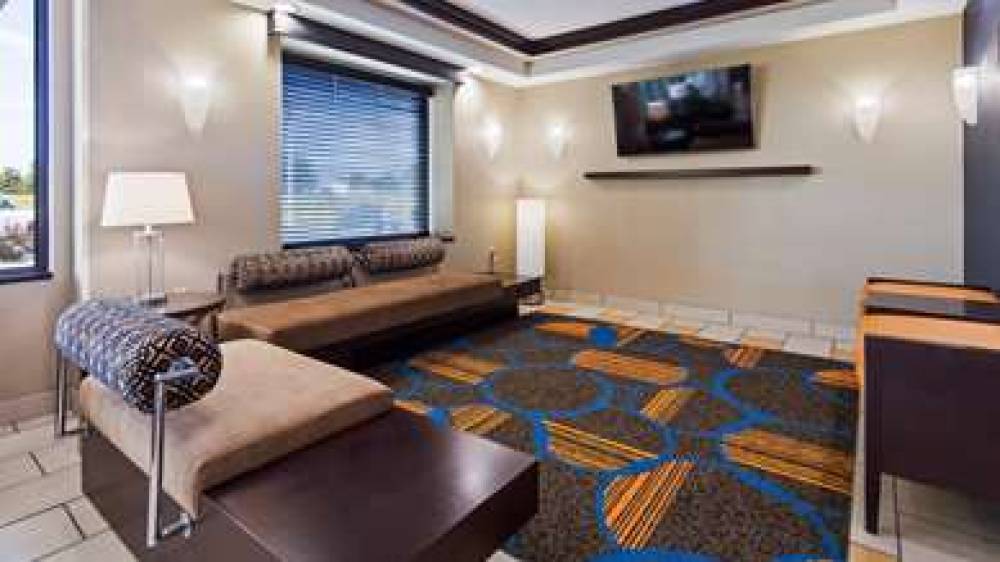 Best Western Plus Keene Hotel 8