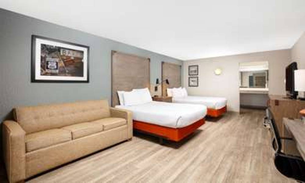 Best Western Plus King's Inn & Suites 10