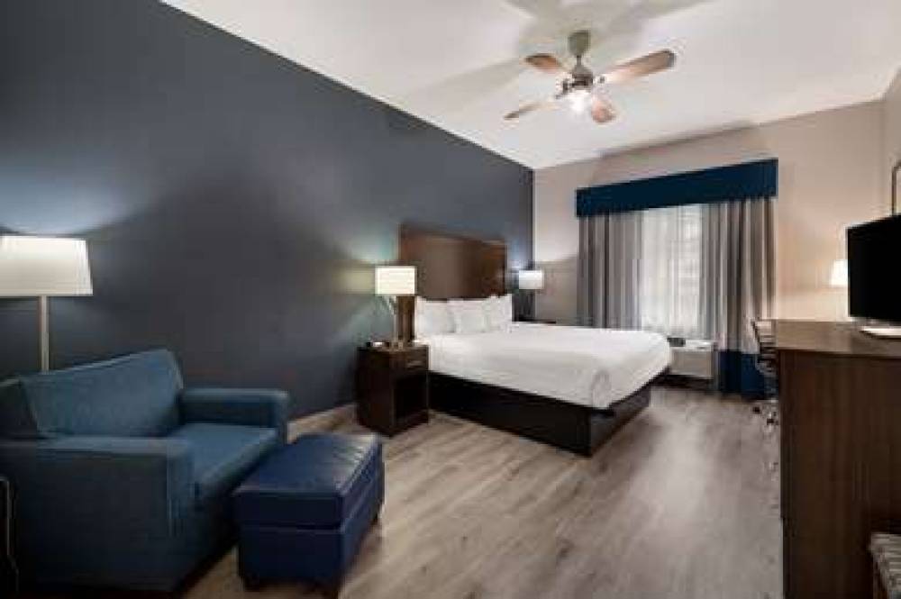 Best Western Plus Lake Dallas Inn & Suites 5