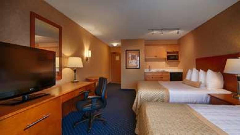 Best Western Plus Langley Inn 7