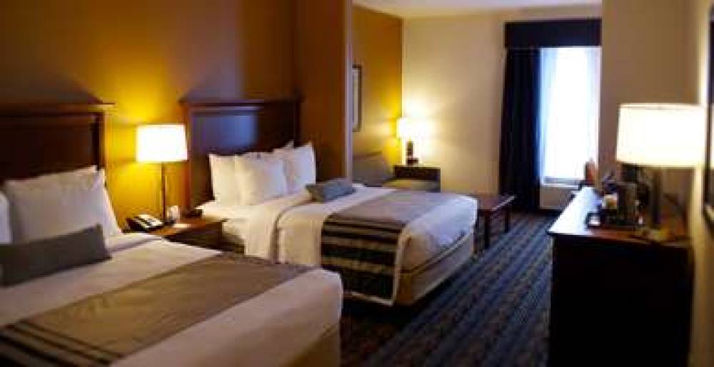 Best Western Plus Lincoln Inn & Suites 9