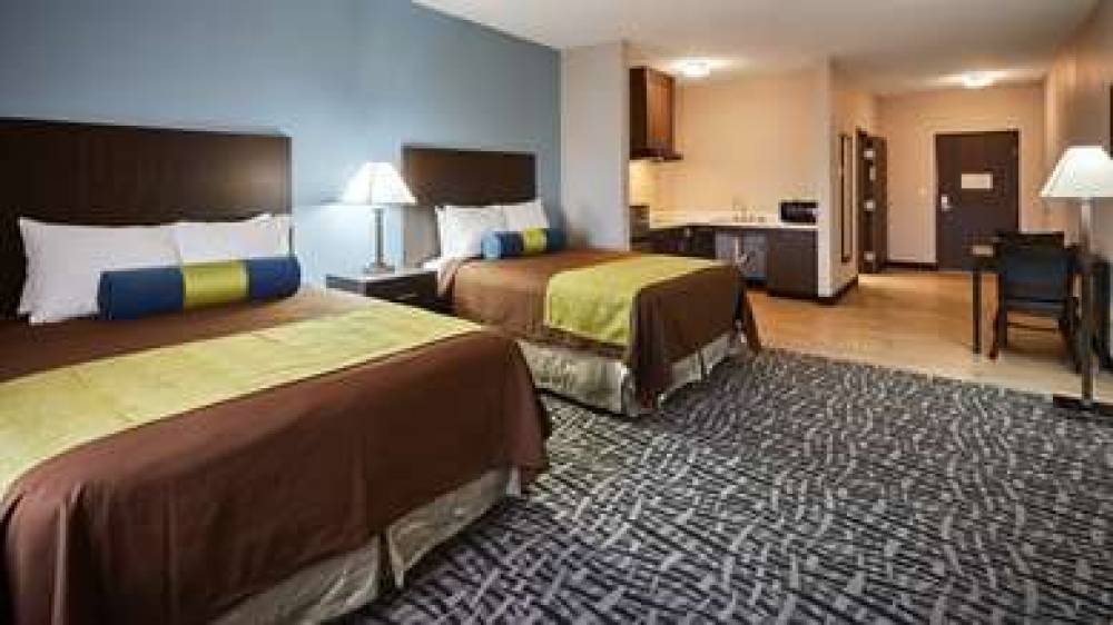 Best Western Plus Lonestar Inn & Suites 6