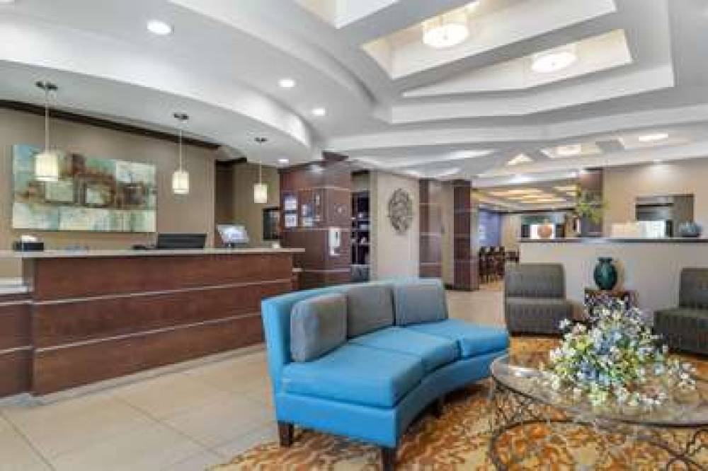 Best Western Plus Longhorn Inn & Suites 1