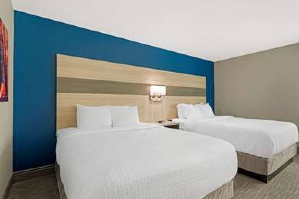 Best Western Plus Magnolia Inn & Suites 6