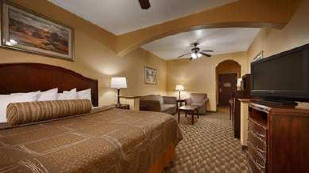 Best Western Plus Manvel Inn & Suites 5