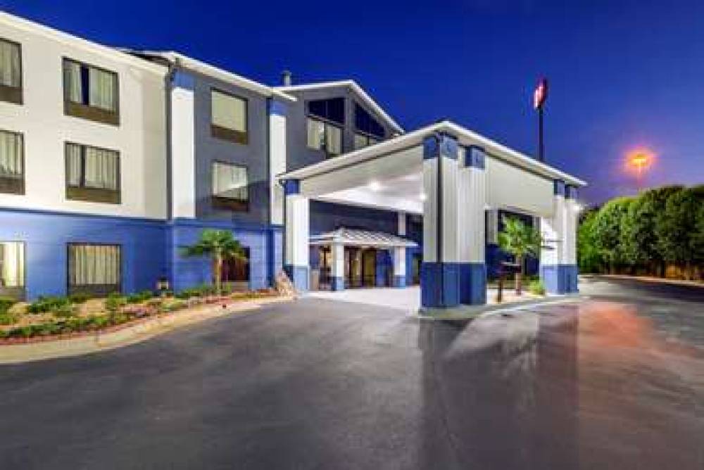 Best Western Plus McDonough Inn & Suites 9