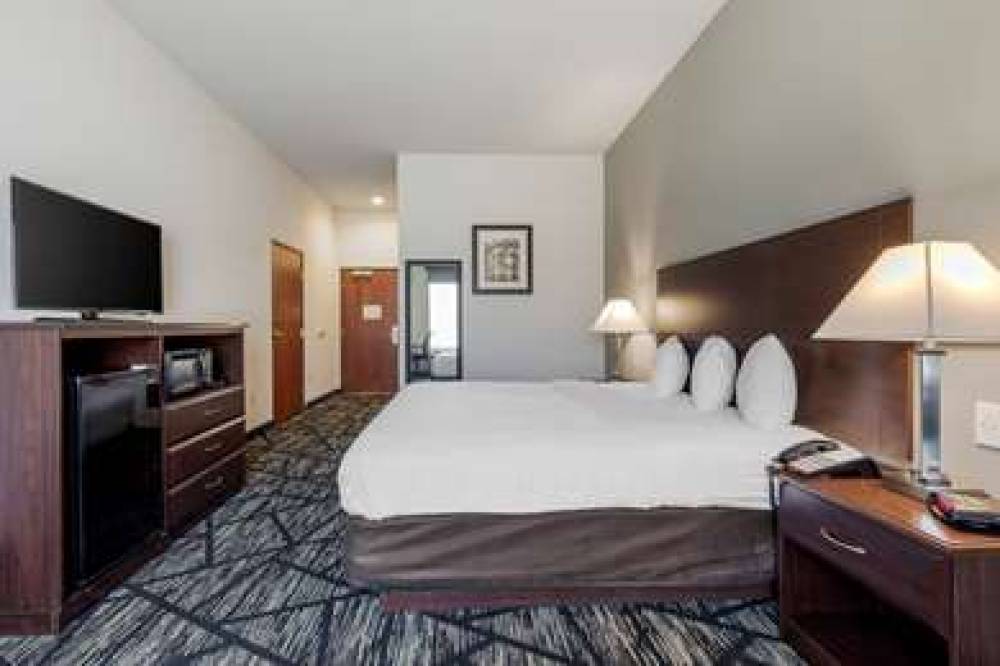 Best Western Plus McKinney Inn & Suites 4