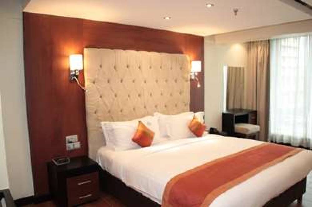 Best Western Plus Meridian Hotel 7