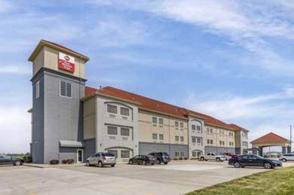 Best Western Plus Midamerica Hotel