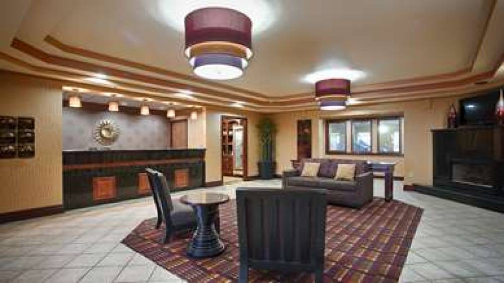 Best Western Plus Midwest Inn & Suites 3