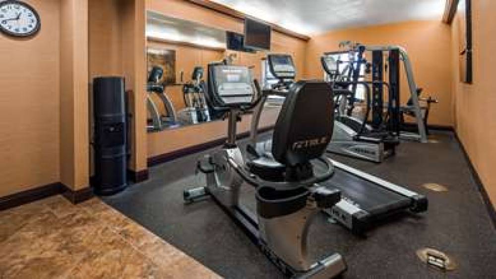 Best Western Plus Midwest Inn & Suites 5